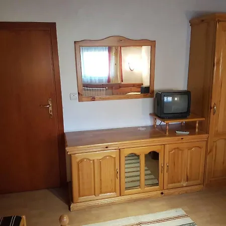 Hadjipopov House Guest house