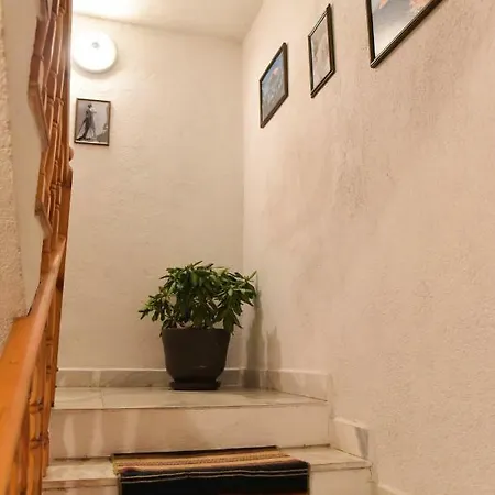 Hadjipopov House Guest house 3*