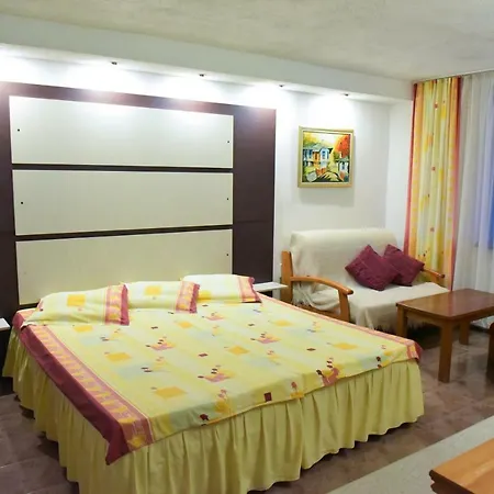 Hadjipopov House 게스트하우스 3*